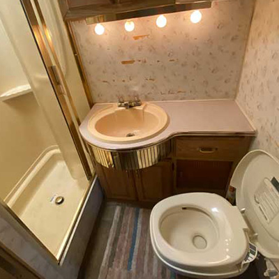 モーターホーム車内イメージ05