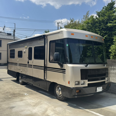 モーターホーム車内イメージ01