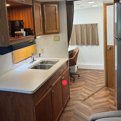 モーターホーム車内イメージ05