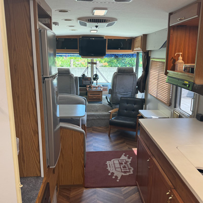 モーターホーム車内イメージ07
