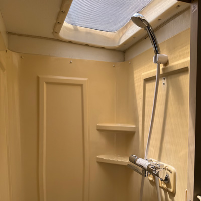 モーターホーム車内イメージ15