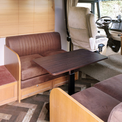 モーターホーム車内イメージ10