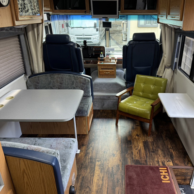 モーターホーム車内イメージ10